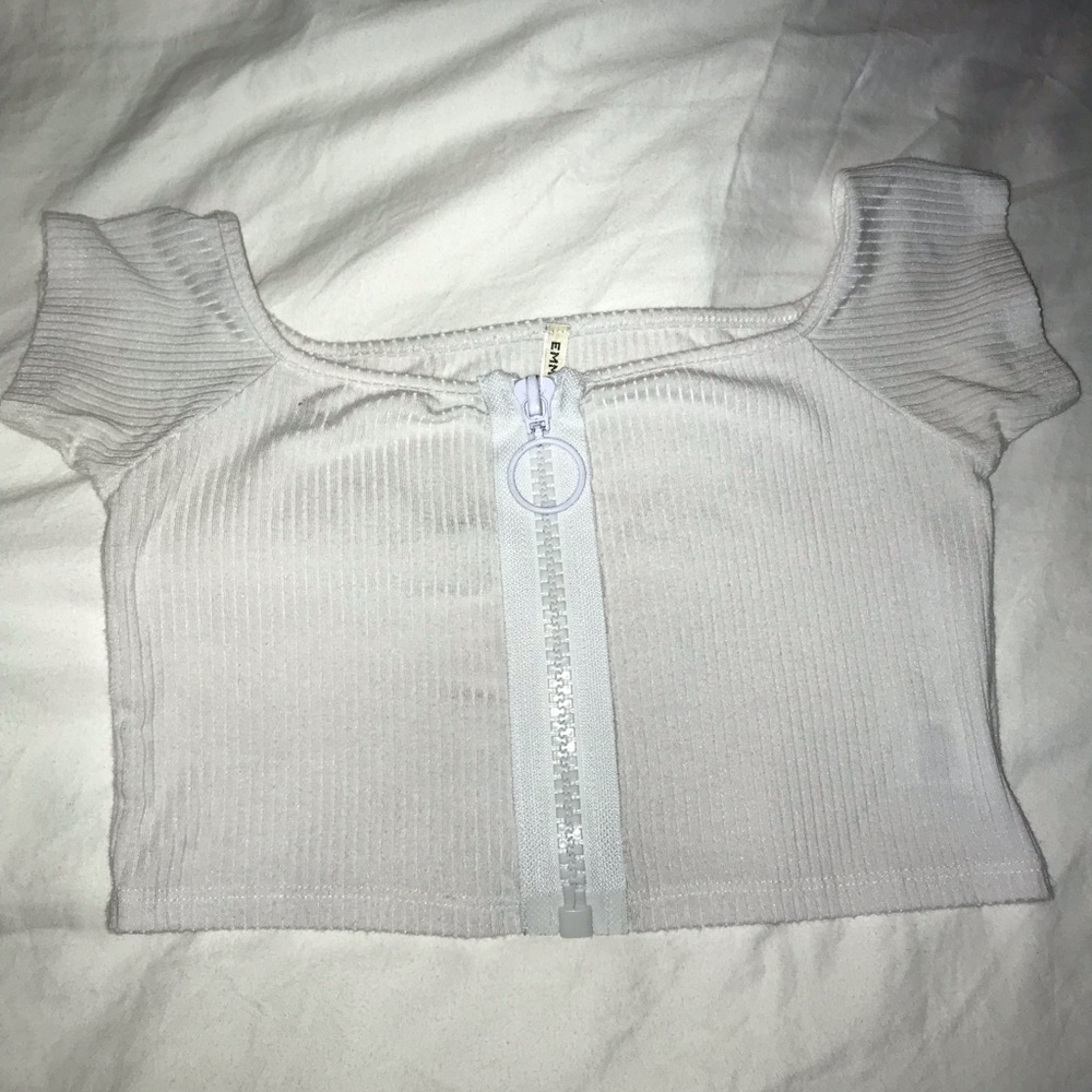 LF WHITE TOP